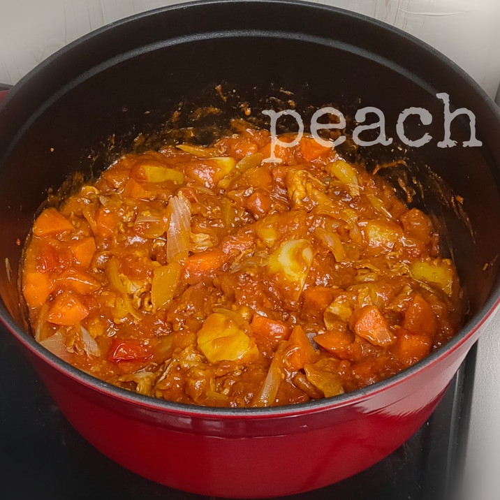 ストウブで作る★トマト缶で無水カレー